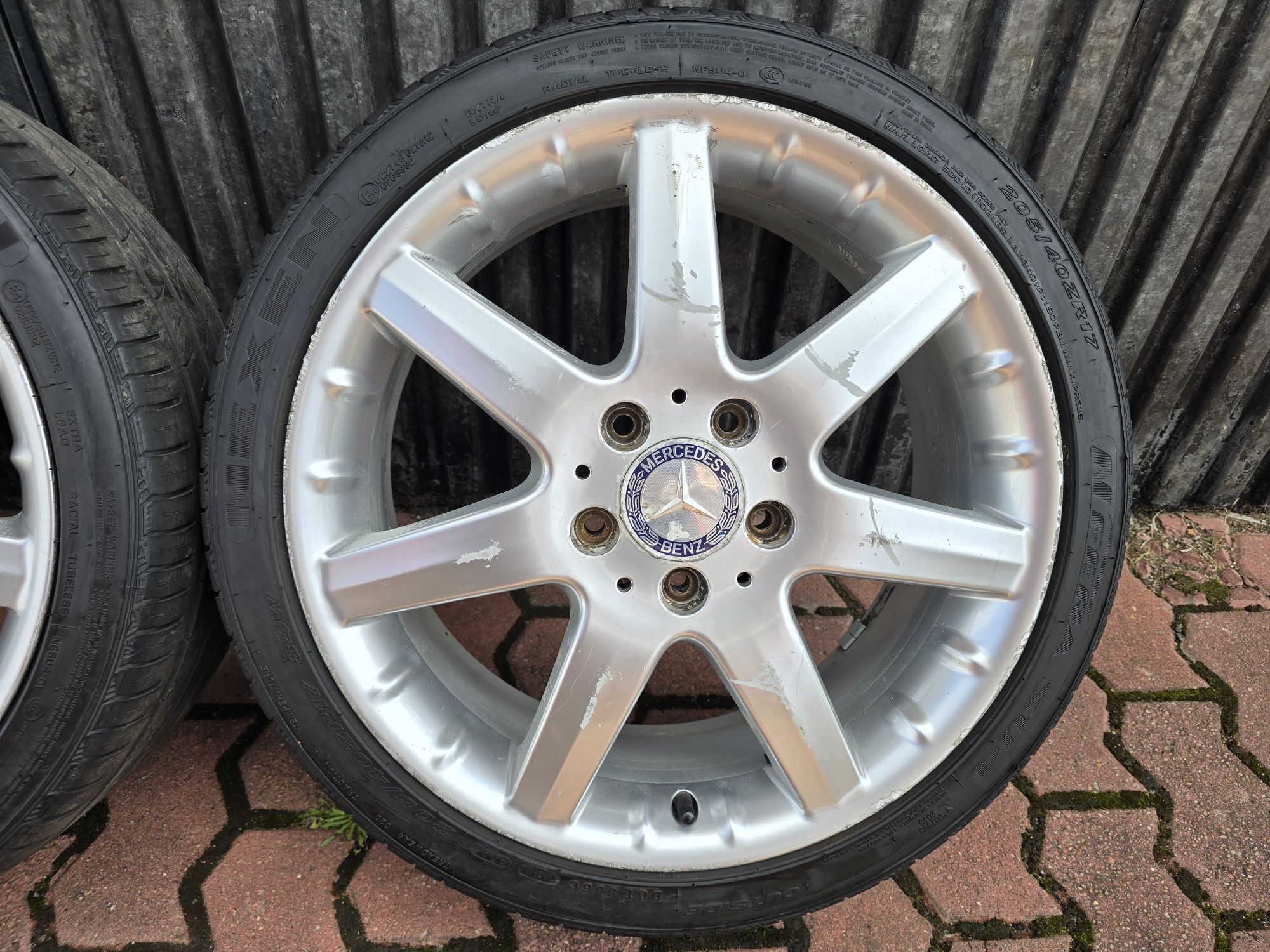Felgi z oponami 205/40R17 Mercedes A klasa w168 5x112 Vaneo W190 W124