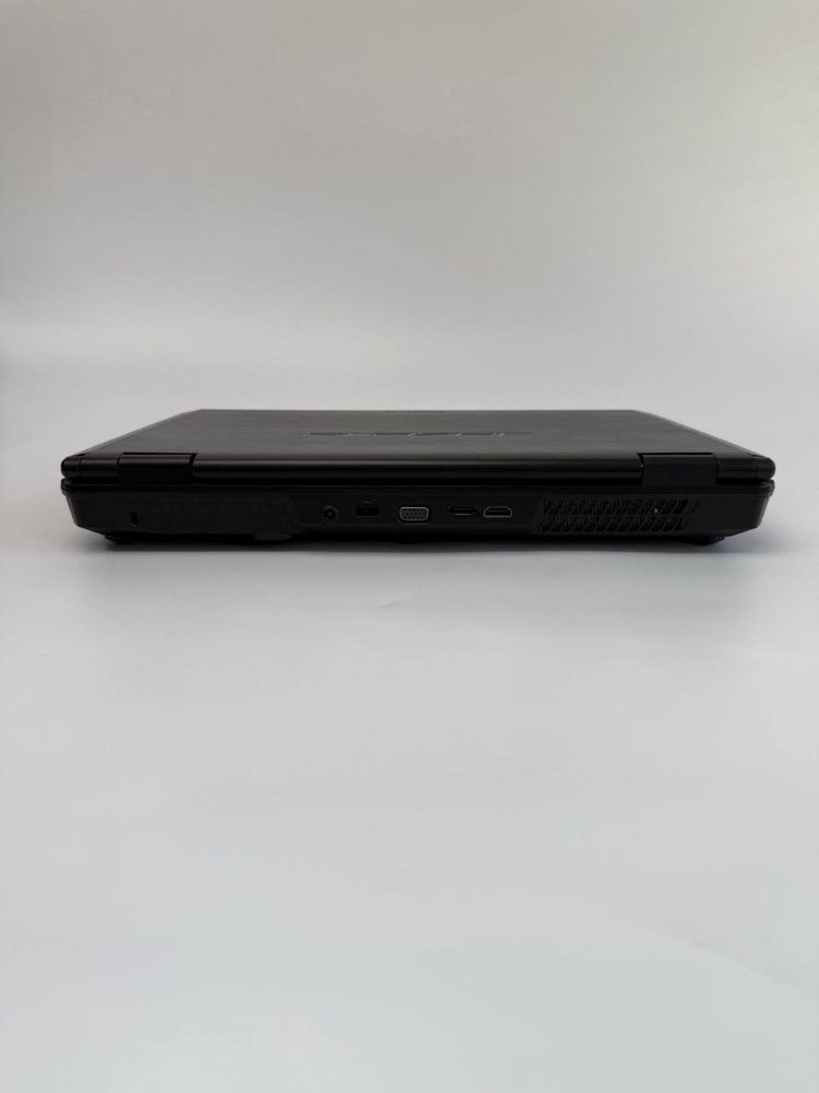 Medion Erazer | i7 / GTX 670MX / 16 ГБ / SSD+HDD / 15.6” FHD