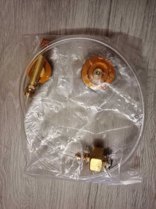 Переходник универсален для заправки цанговых и нарезных баллонов