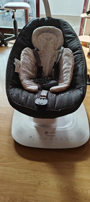 Ovo de bebê. Como novo.