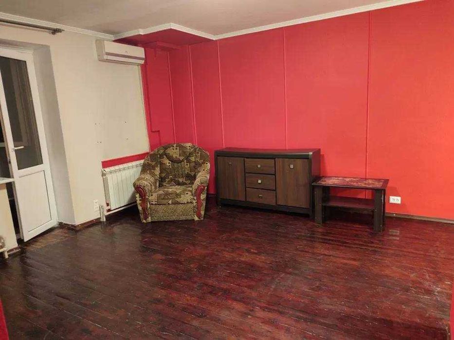 Здам ПРОСТОРУ 1-к квартиру Фрунзенський Беляєва Ломовський