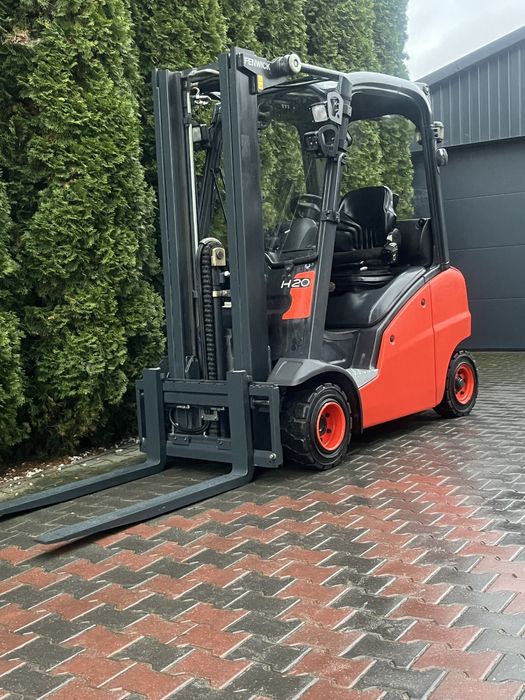 Wózek widlowy Linde H20 gazowy triplex tylko 4400 godzin pol kabina