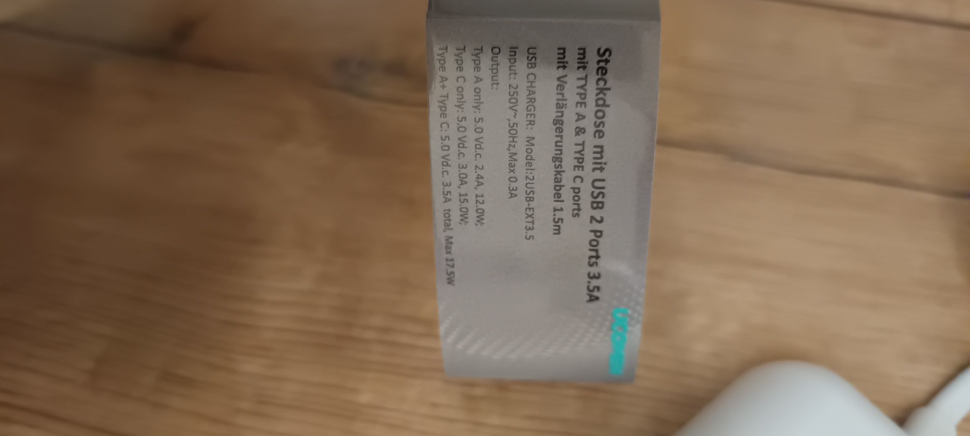 Ucomen rozdzielacz,szybka ładowarka 2 w 1 z kablem USB A i USB C