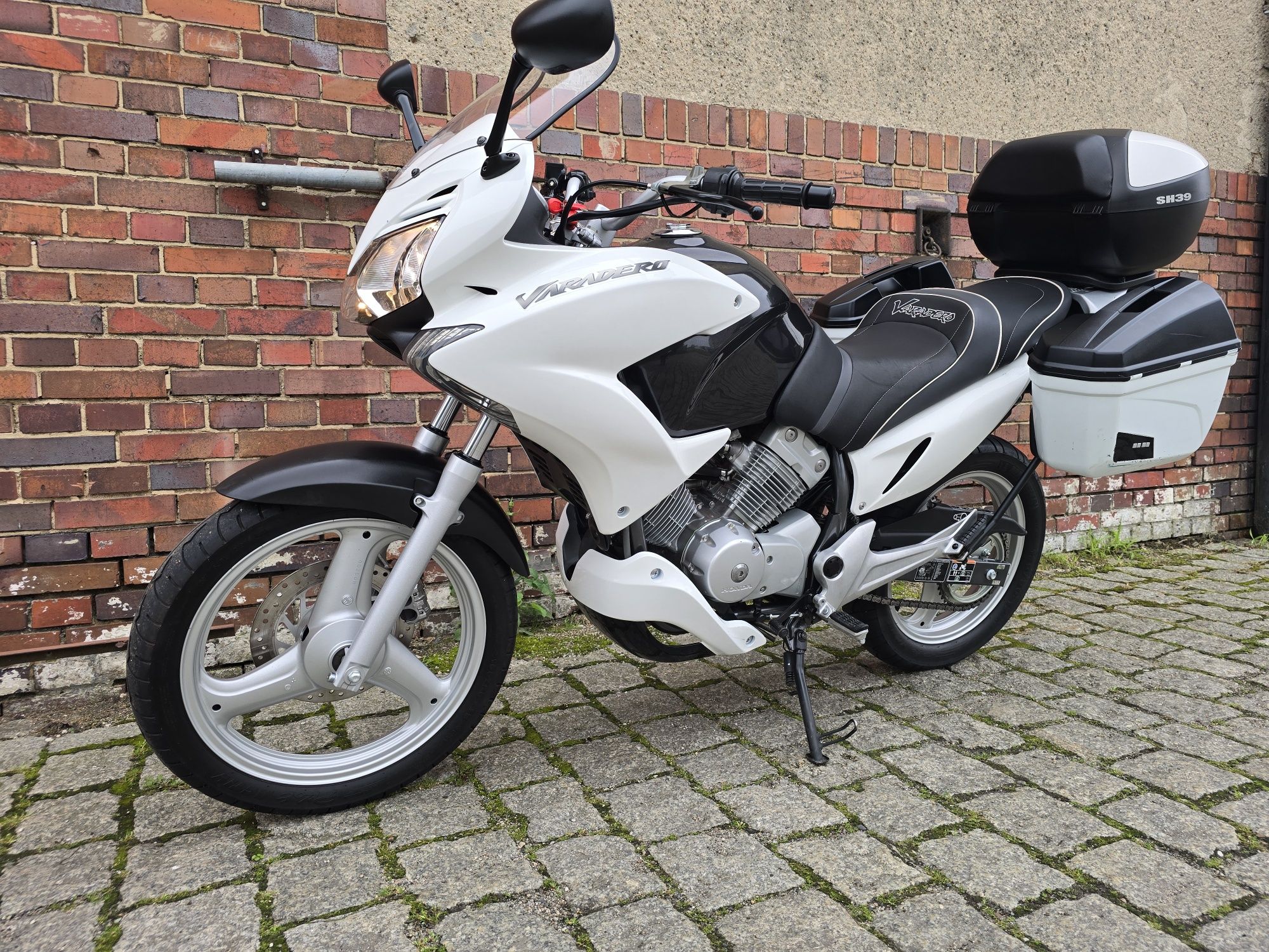 Honda XL 125 Varadero .2013r. 3x kufer // serwis