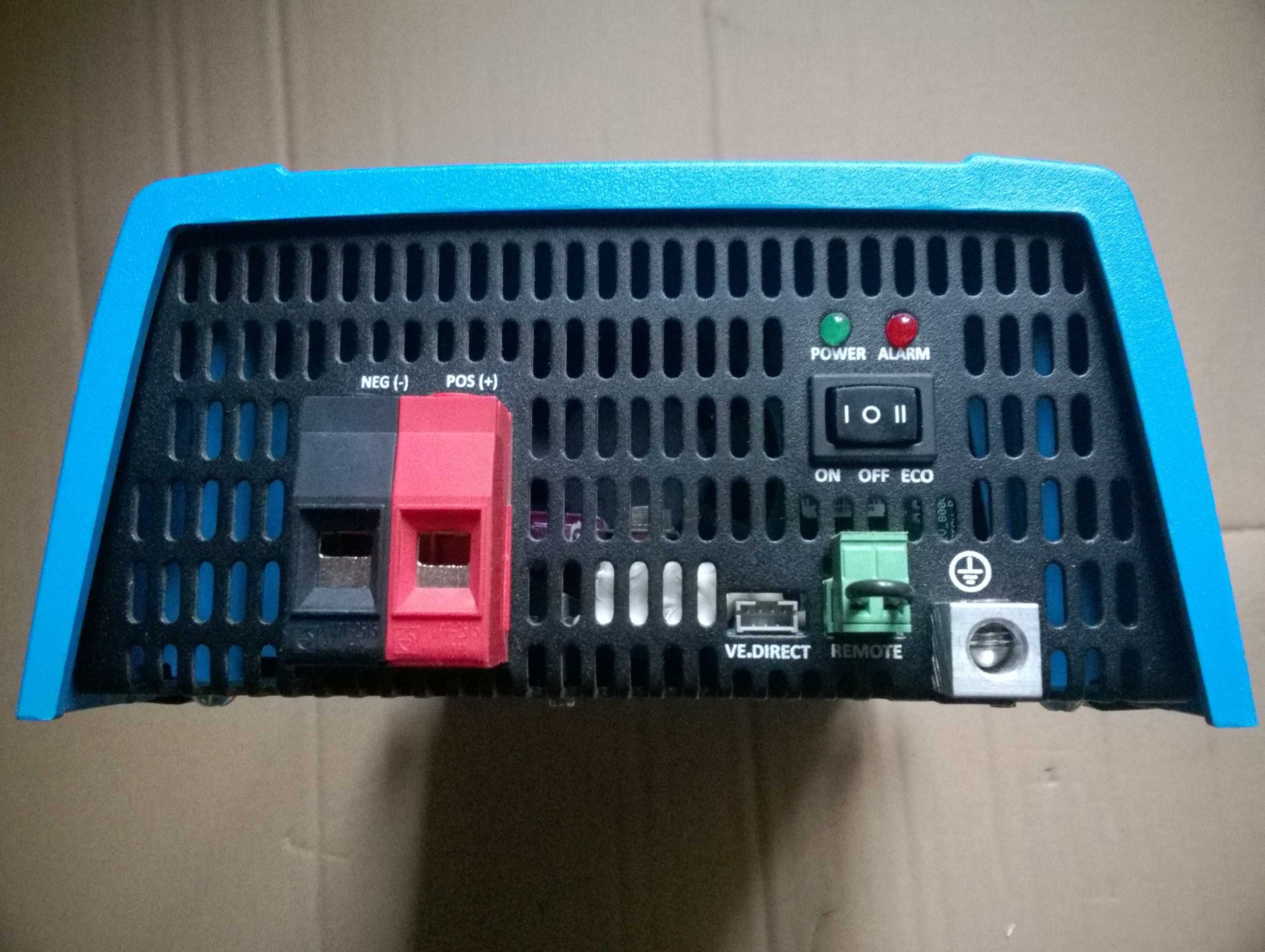Przetwornica napięcia Victron Energy Phoenix 12V/800