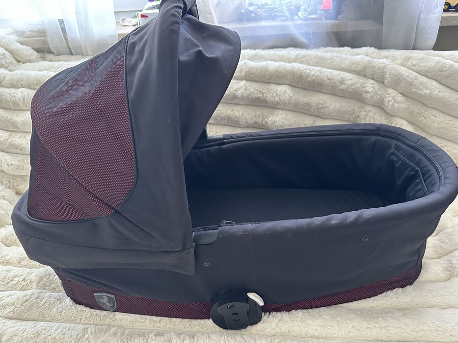 Cybex balios s lux ferrari