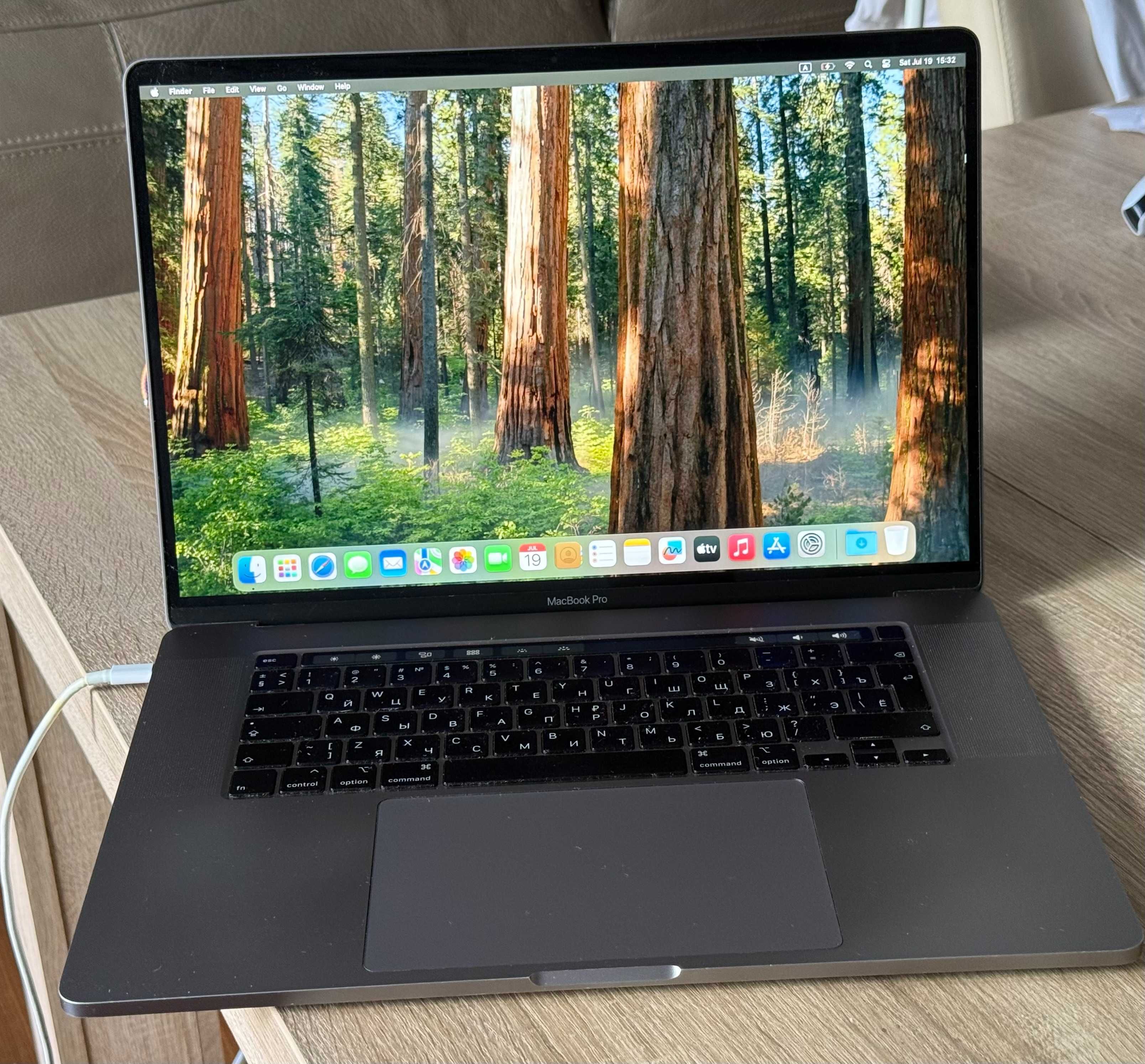 MacBook Pro 16″/ 16 GB  (Space Gray)