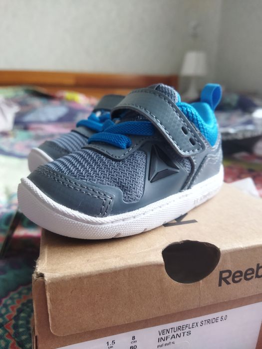 Reebok кроссовки для малыша, 17 размер рибок