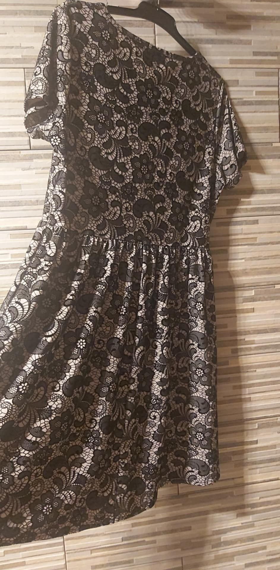 Sukienka elegancka wizytowa na komunie  na swieta   wieczorowa r L
