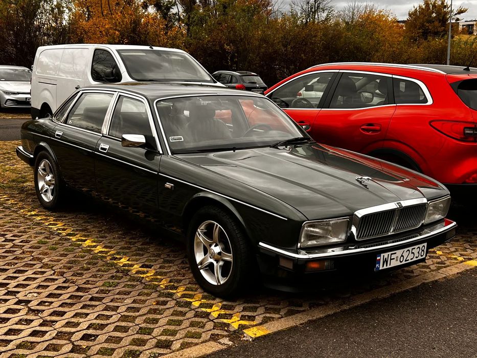 Jaguar XJ Jaguar Sovereign 1989 3.6 L