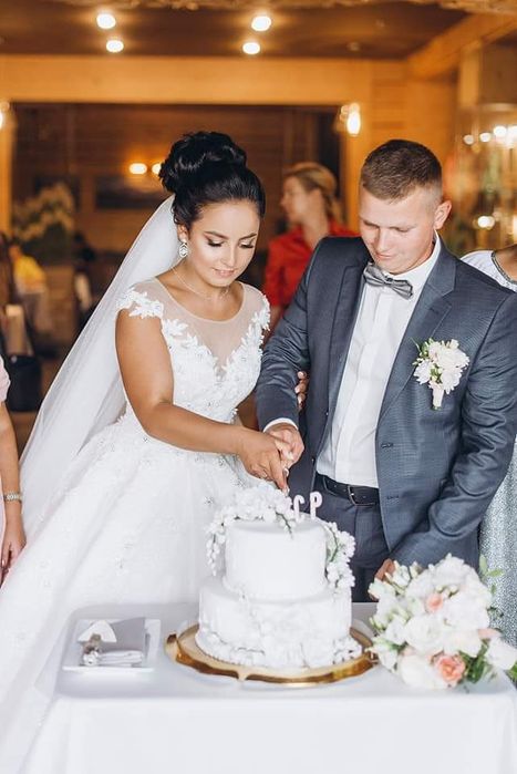 Весільне  плаття