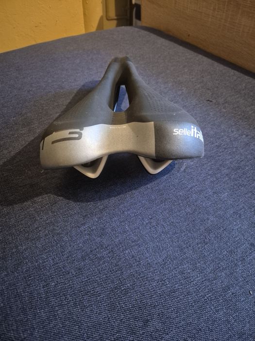 Siodełko Selle Italia ST3 Superflow - Jak Nowe!