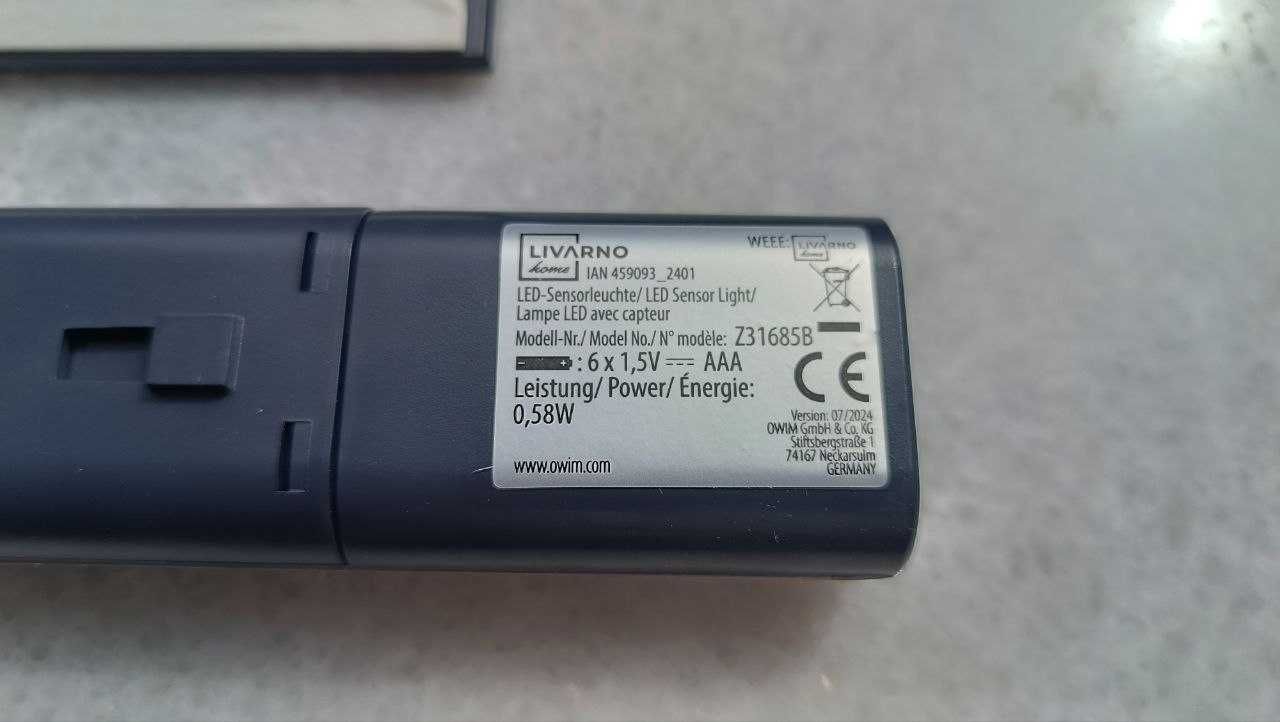LIVARNO home Listwa świetlna LED 2×6 diod z czujnikiem ruchu do szafy