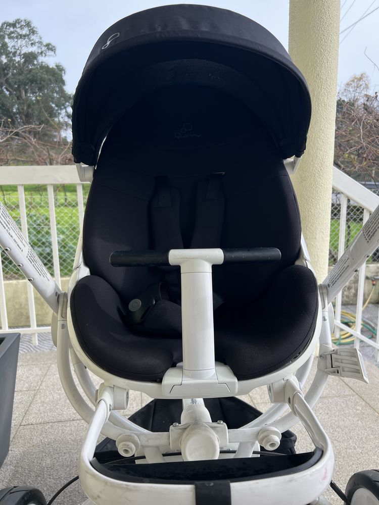 Carrinho de passeio Quinny moodd