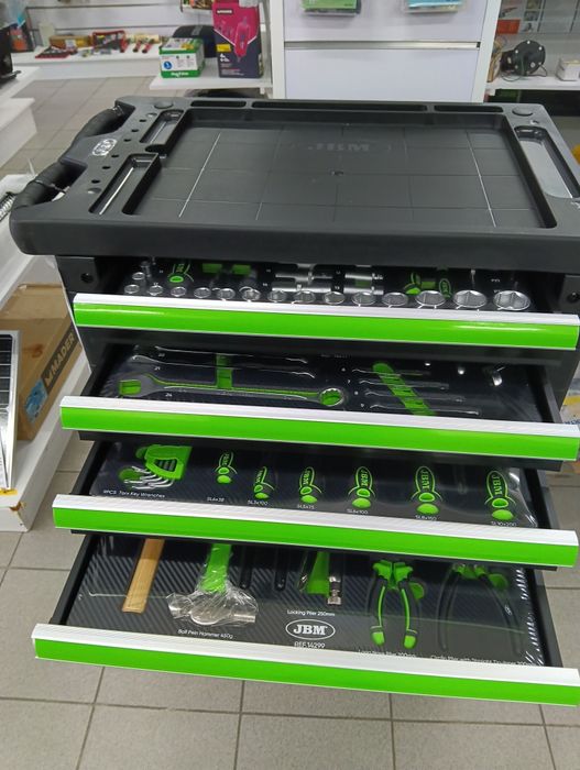 Carrinho de Ferramentas com 7 gavetas