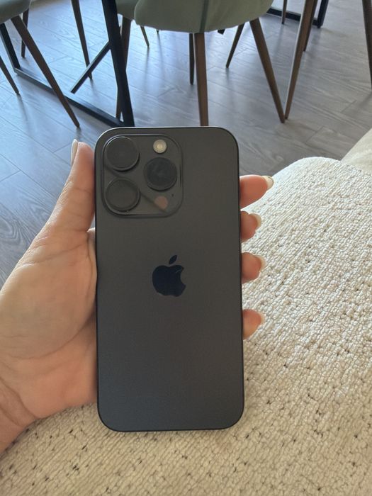 Iphone 15 Pro como novo