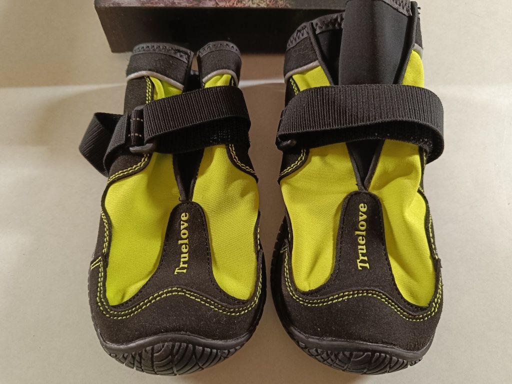 Truelove - ochronne buty trekkingowe dla psa - rozm. 8 - duże rasy