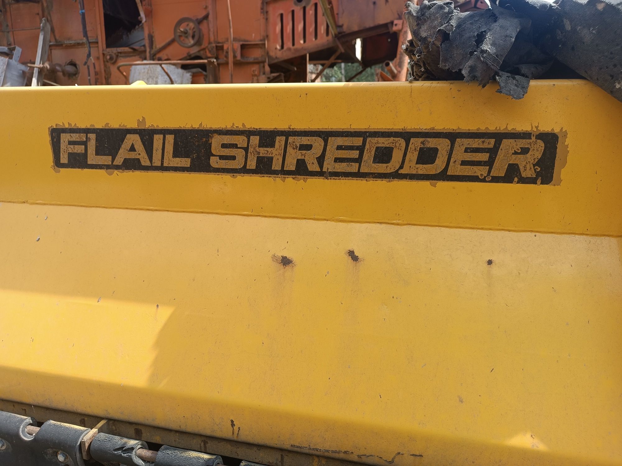 Shredder Подрібнювач пожнивних рештків