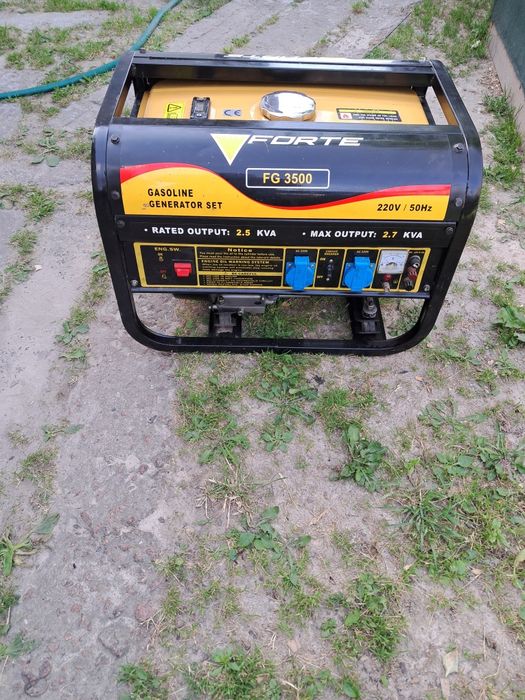 Генератор бензиновий