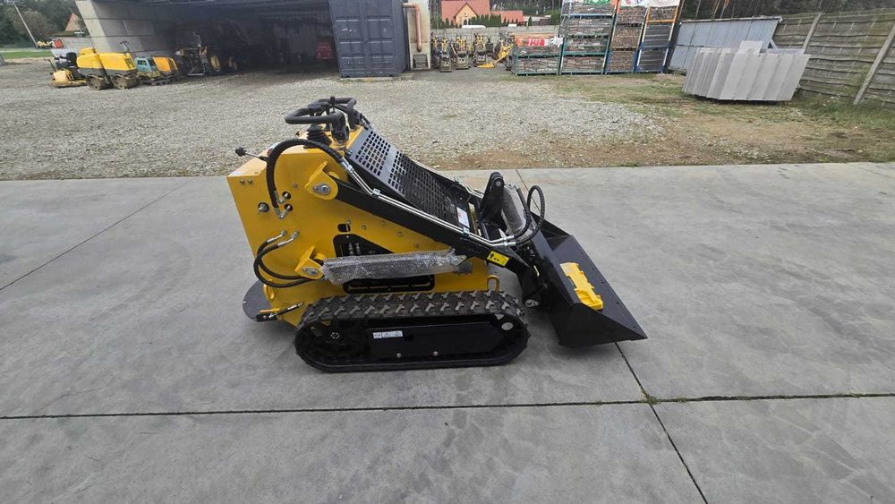Mini ładowarka gąsienicowa LRT 460 (bobcat Jcb Arteer)