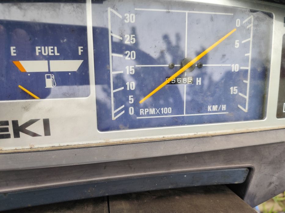 Трактор ісекі на ходу