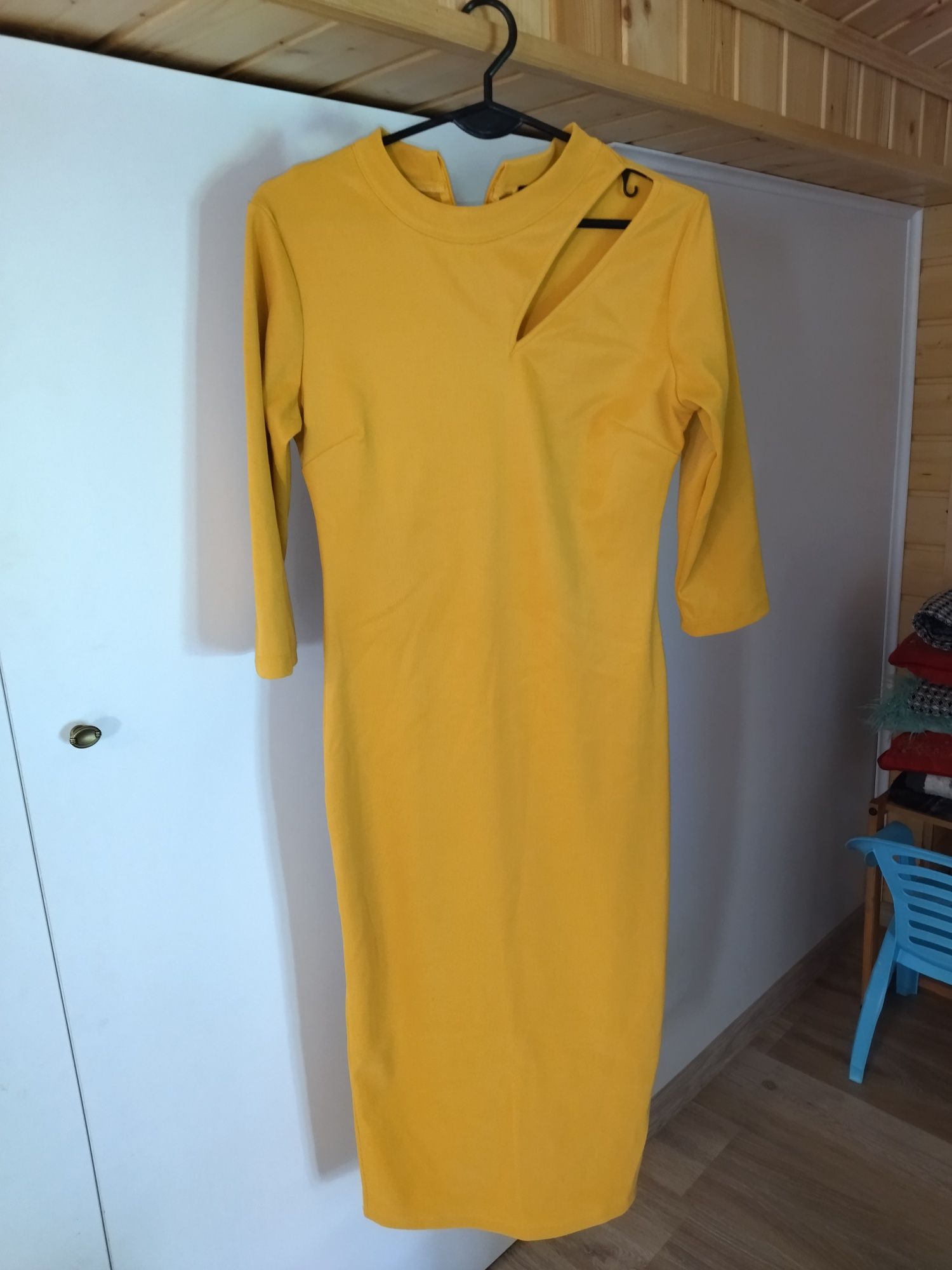 Sukienka żółta r. S
