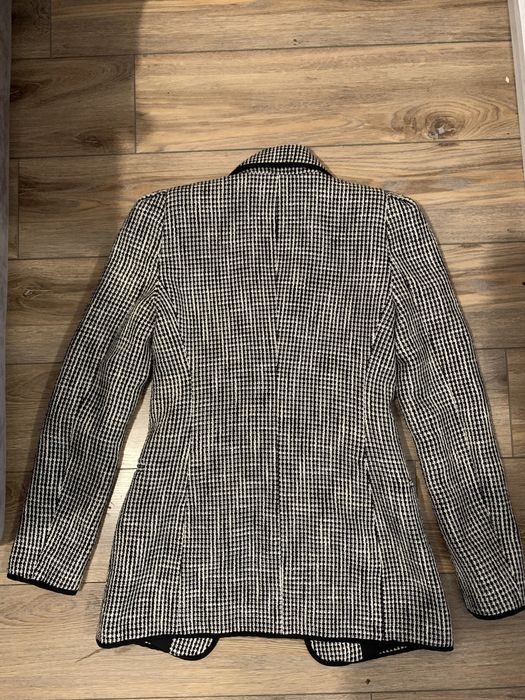 Твідовий піджак