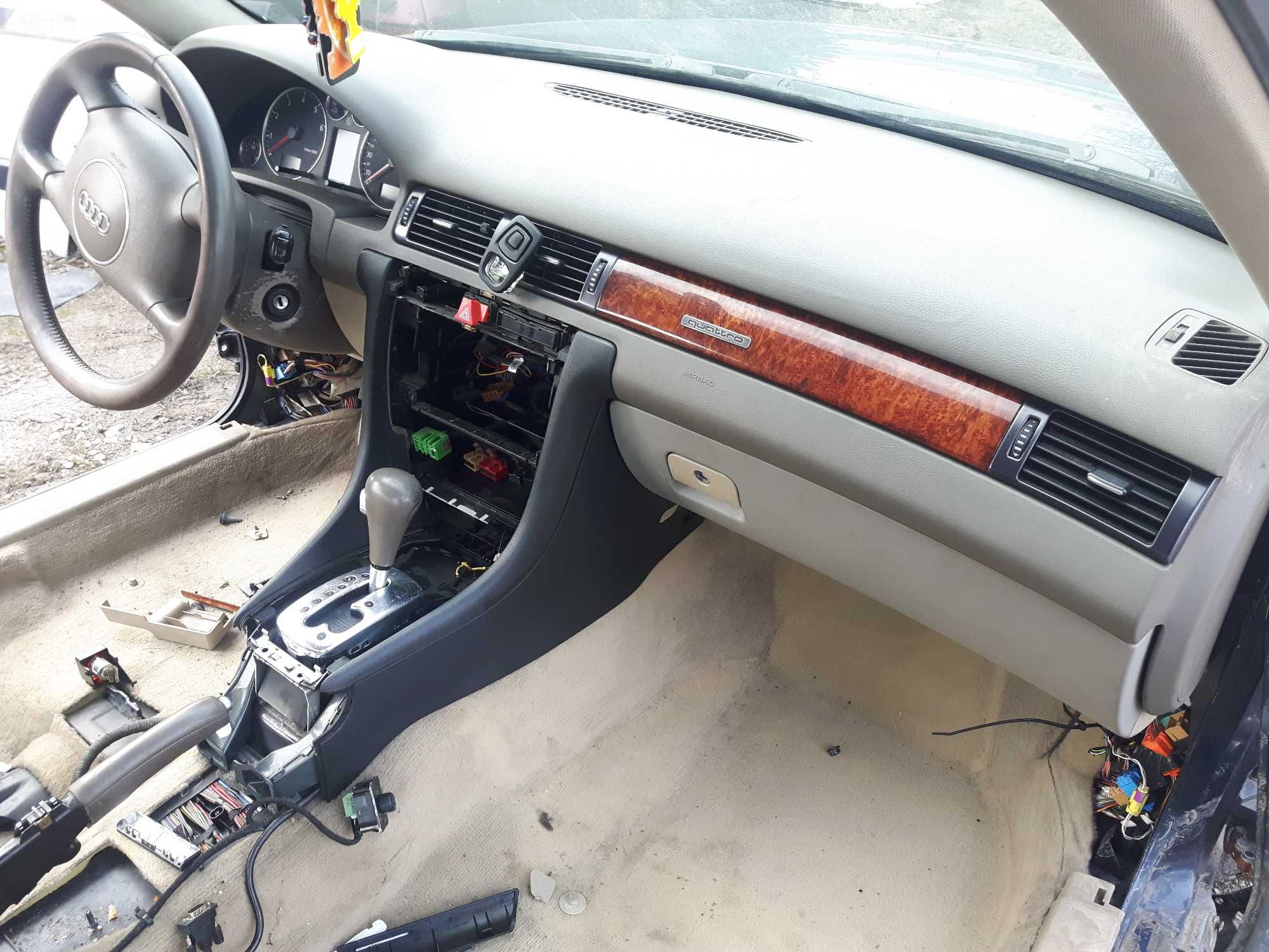 AUDI A6 c5 3,0 B  01 r Napęd tył zawieszenie , lamy tył  i inne LY5X