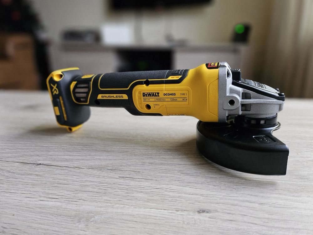 Болгарка (Кутова шліфмашинка) DeWALT 18V DCG405