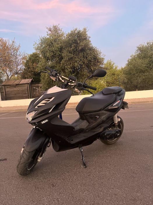 Yamaha Aerox Naked 2T