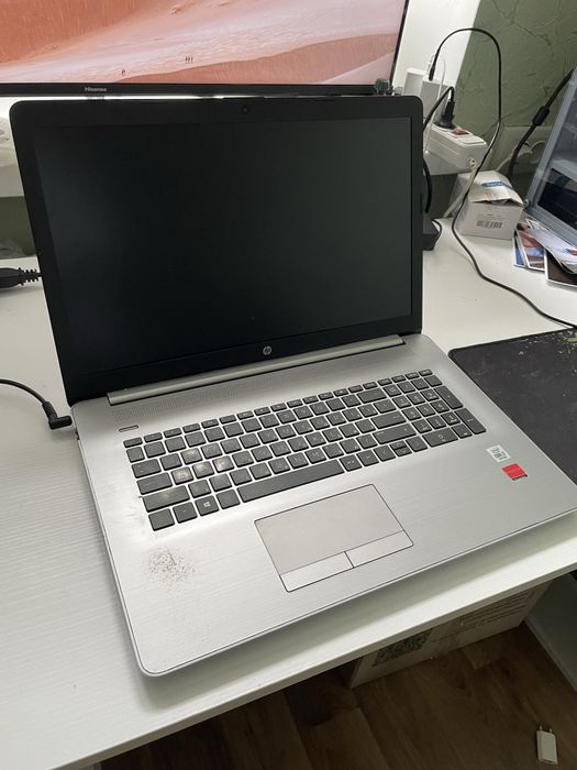 Ноутбук для роботи/навчання HP 470 G7