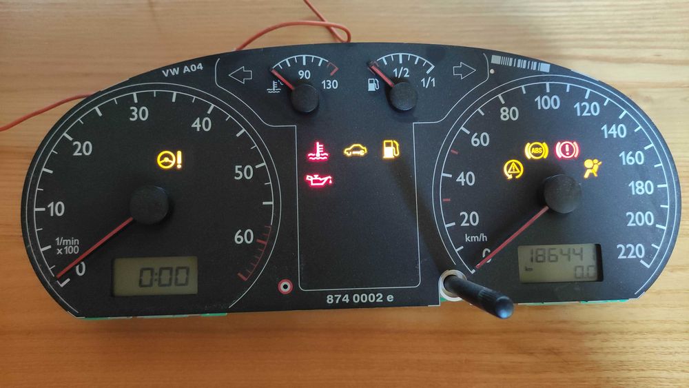 Licznik / zegar Volkswagen VW A04