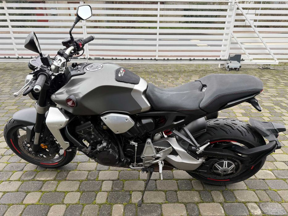 HONDA CB 1000R, CB 1000, 18r, bezwypadek, silnik do naprawy, oryginał