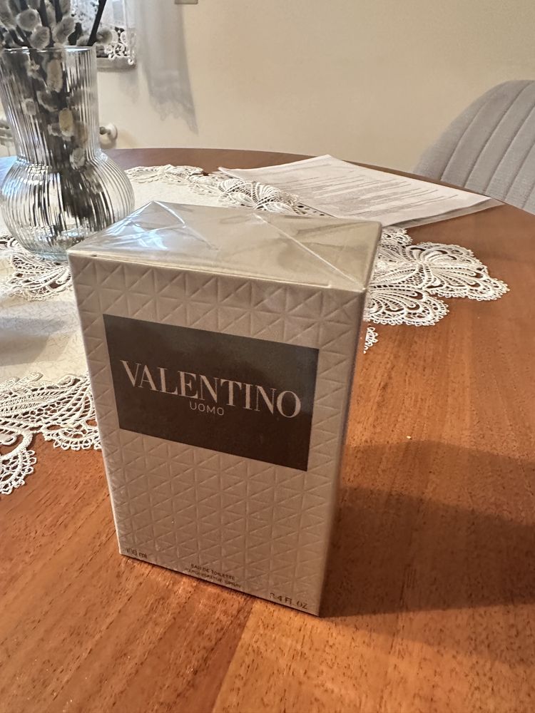 Woda toaletowa Valentino Uomo 100ml Nowe permumy meskie