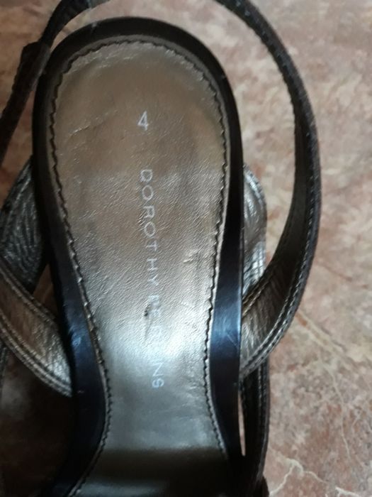 dorothy perkins фирменные босоножки из натуральной кожи размер 37