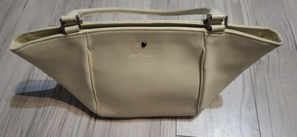 Sprzedam oryginalną torebkę  z bursztynem Batycki