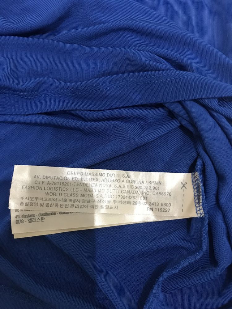 Massimo duti. Bluzka z opuszczanymi rękawkami