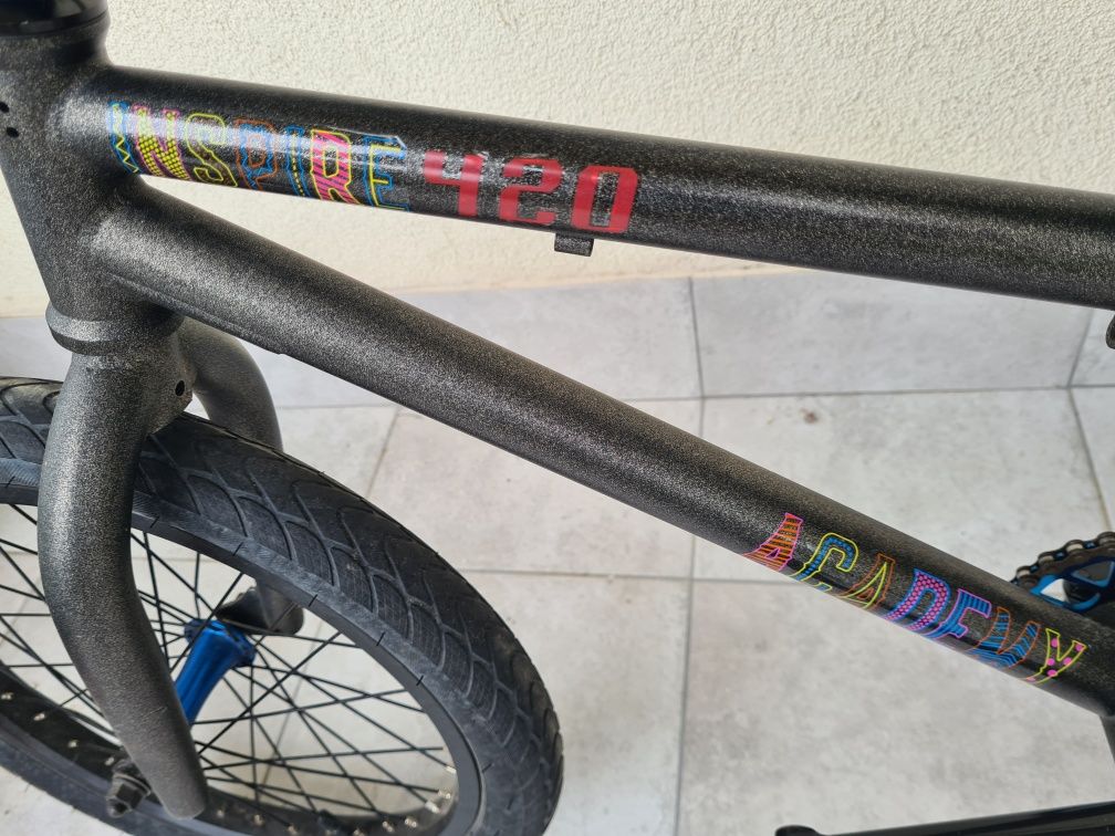 BMX Academy Inspire 18 cali+siodlo Shadow Crow'd Pivotal+sztyca CULT