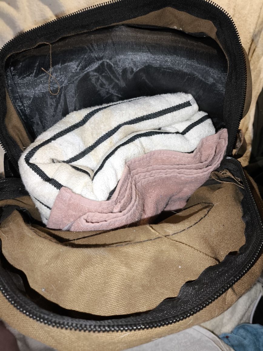 MOCHILA com muita arrumação
