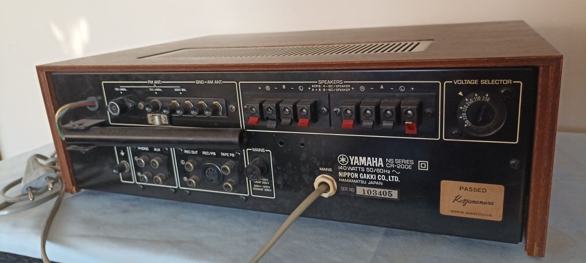 Amplituner Yamaha CR-200E jak nowy.