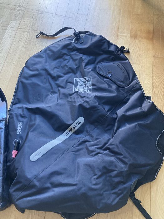 Tucano Urbano - Cobre Pernas