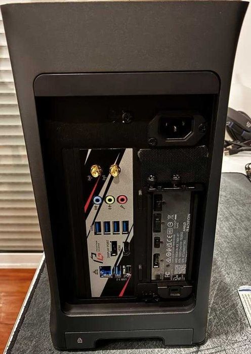 PC Gaming Mini ITX -Fractal Era 2+Ryzen 5900+32GB DDR4+Cooler Água 280