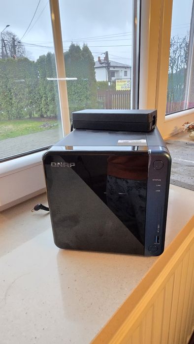 Serwer NAS Qnap TS-453Be 8GB RAM