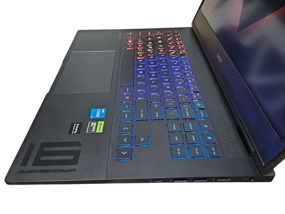 Laptop gamingowy HP Omen RTX 4050 i5 13th 1000GB SSD 16GB RAM