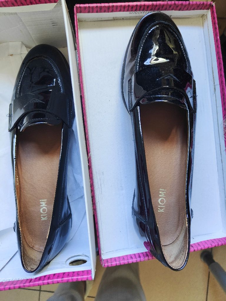 Buty wsuwane mokasyny kiomi r.38