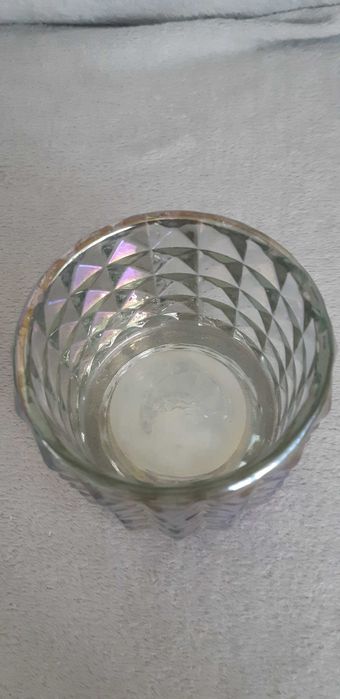 Świecznik, szklany pojemnik