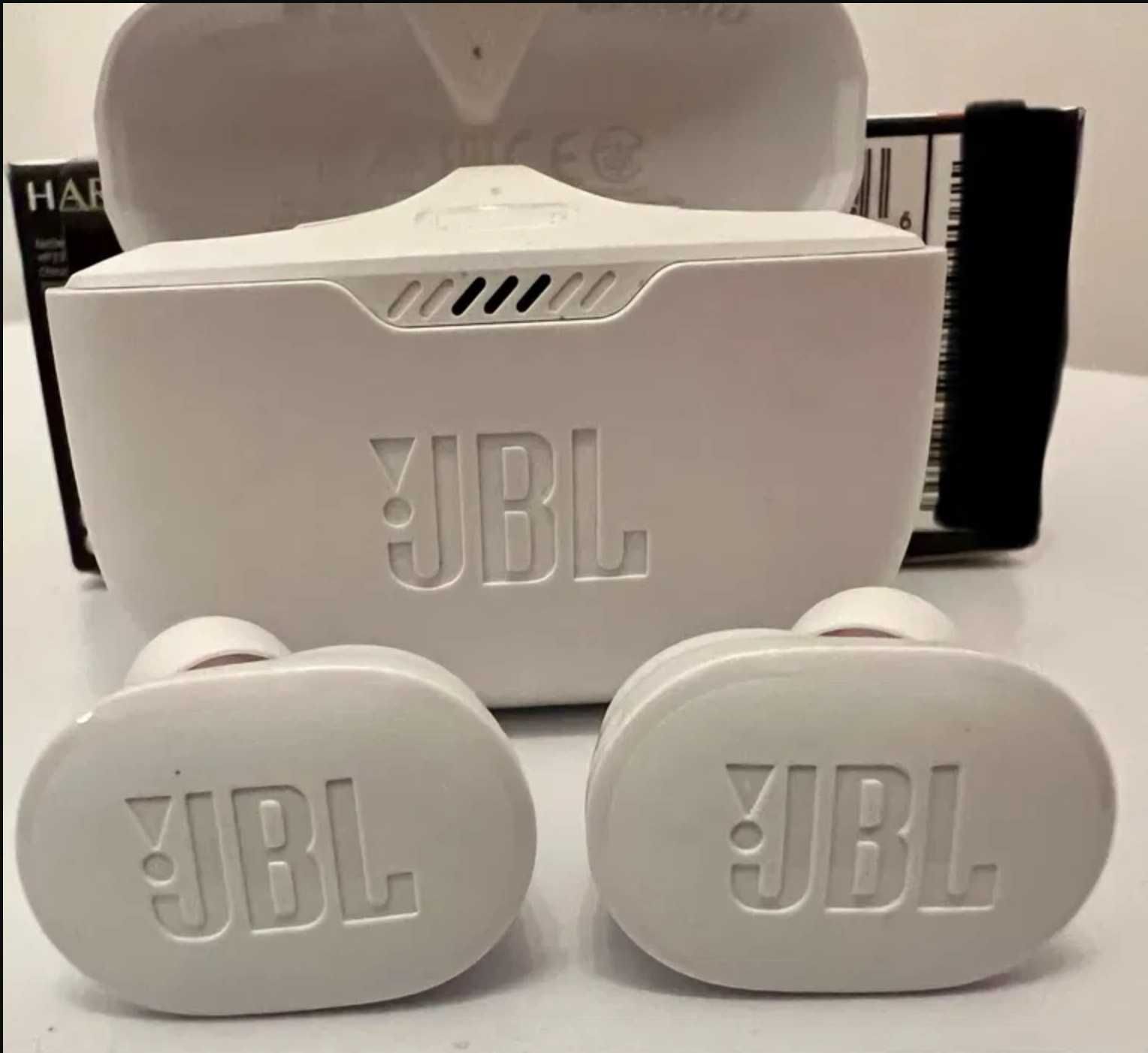 JBL TUNE 130NC słuchawki