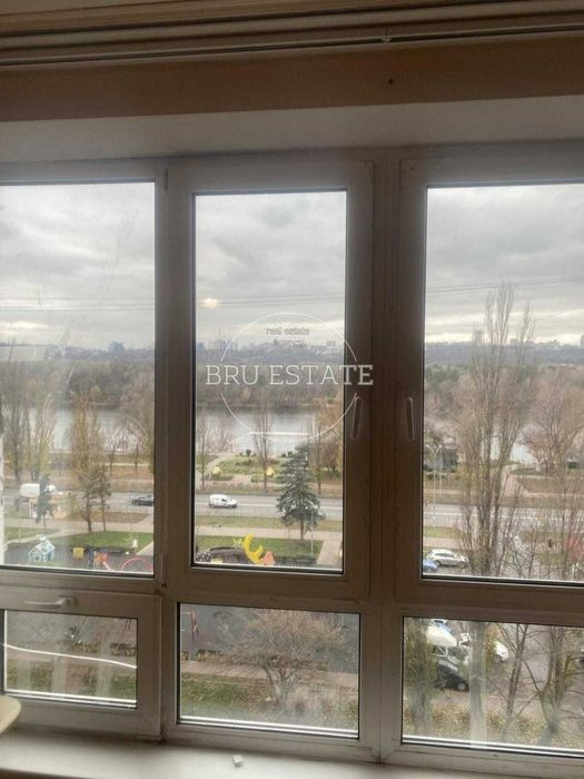 Видова на Дніпро 1к 34м Лівобережна Русановка, Русанівська Набережна 6