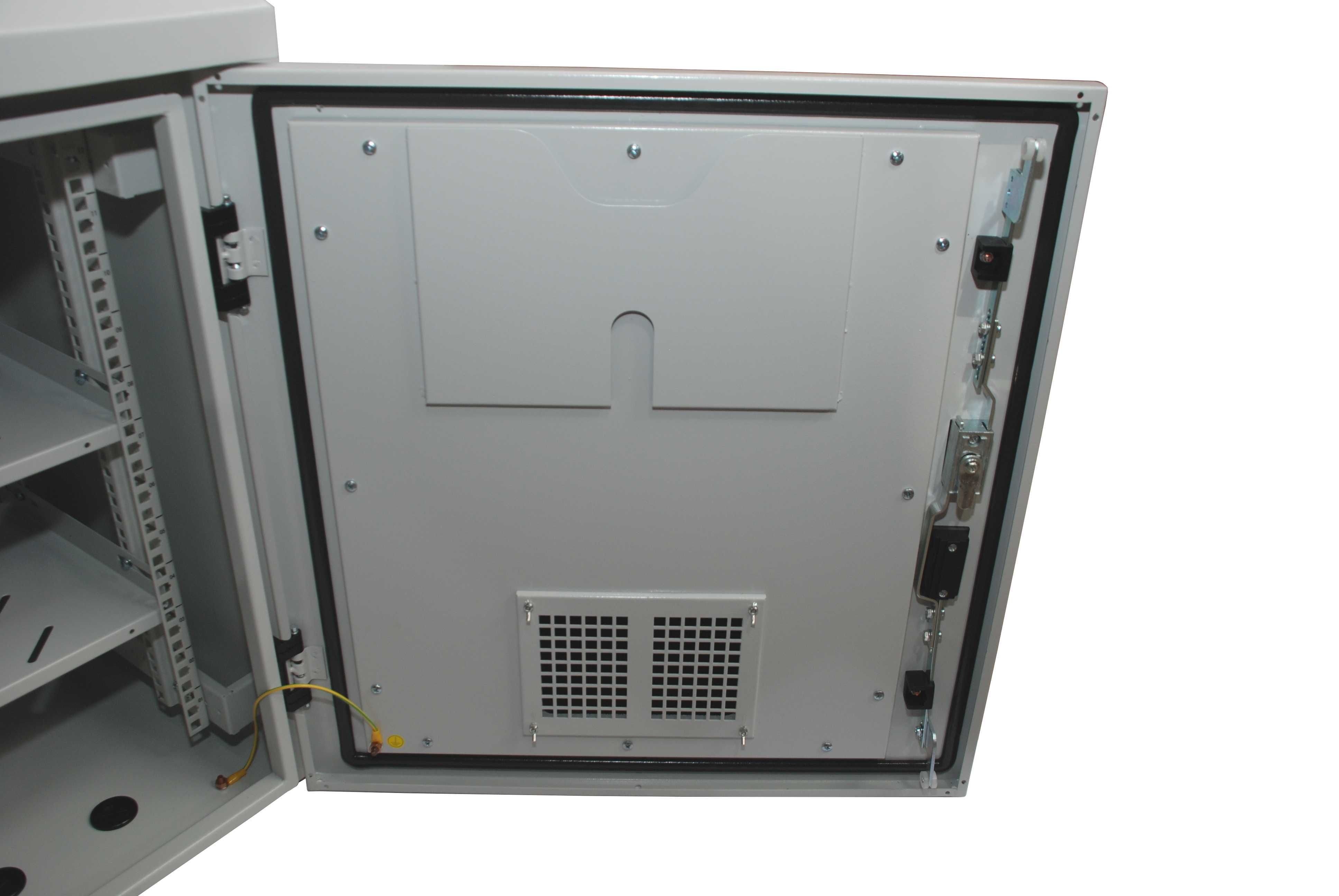 Szafy RACK zewnętrzne 9-32U/19", 600x450 mm, IP56, wentylatory