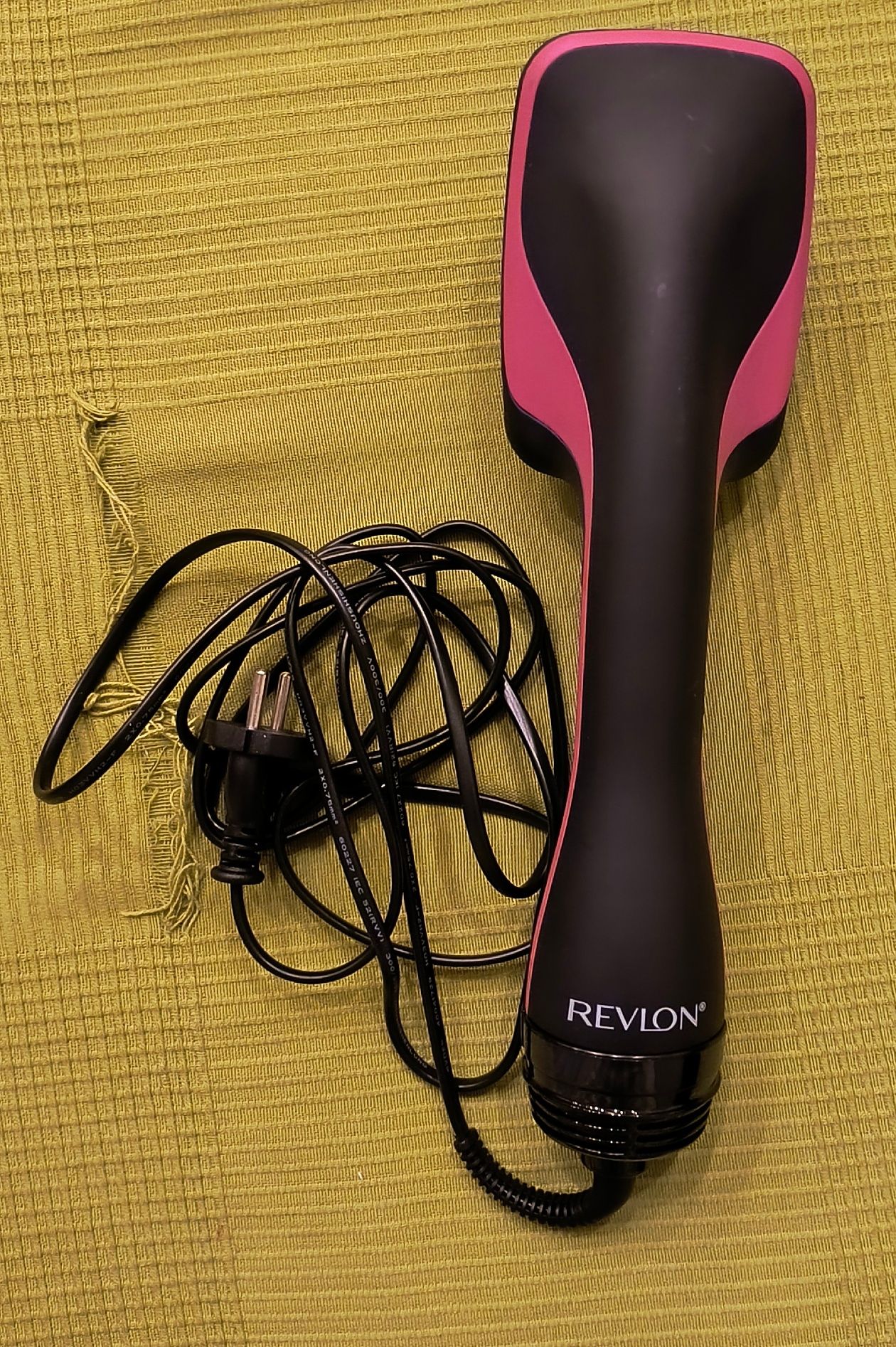 Suszarka i szczotka 2 w 1 Revlon Pro Collection RVDR5212